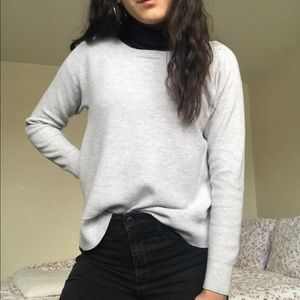 American Eagle Grey Crew Neck Sweater, Small